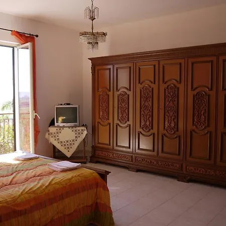 Casa Vacanze Laura Caltanissetta