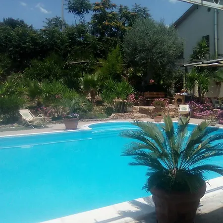 Hébergement de vacances Casa Vacanze Laura *